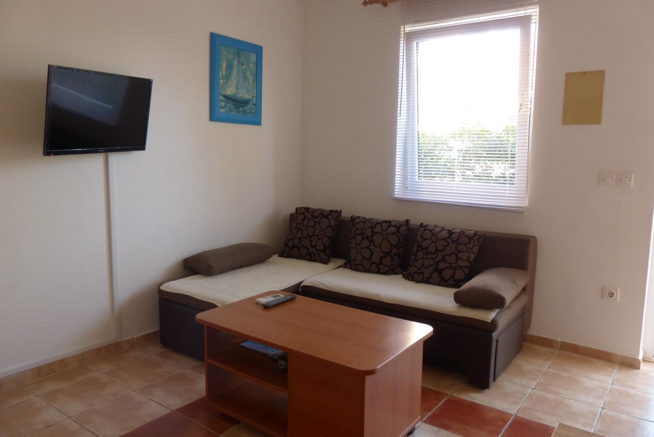 Apartment Petar Sukošan Eksteriør billede