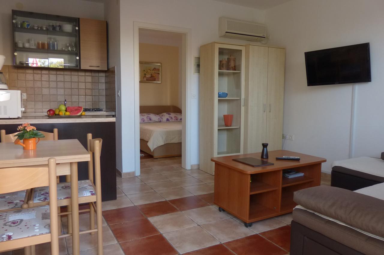Apartment Petar Sukošan Eksteriør billede